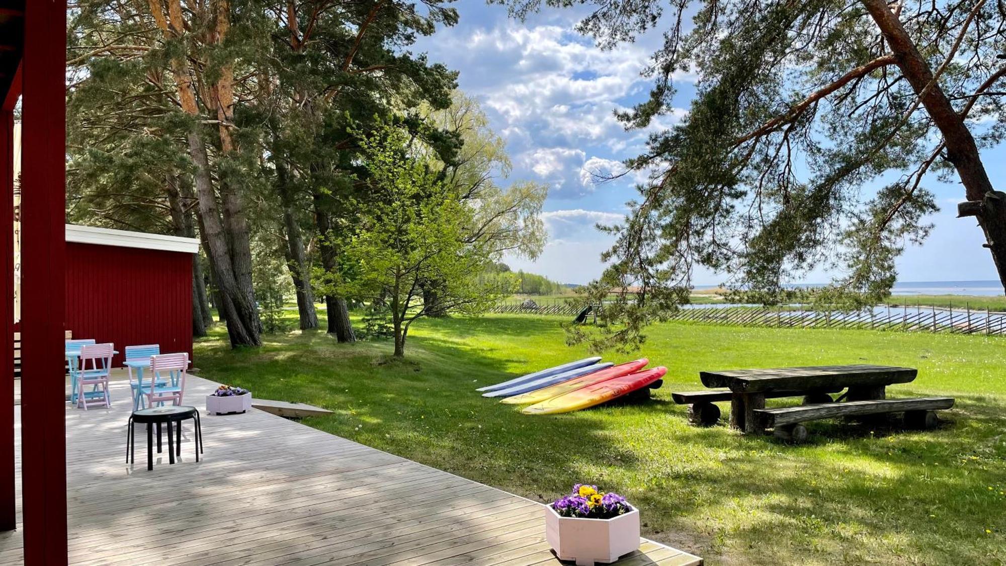 Kosmonautika Puhkekeskus Hotel Kabli Exterior foto